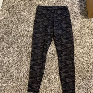 Camo leggings